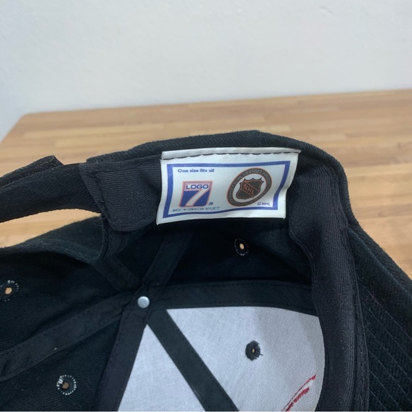 Vintage 90s Logo 7 NHL Hockey Phoenix Coyotes Adjustable Strap Back Hat Black - Picture 6 of 7